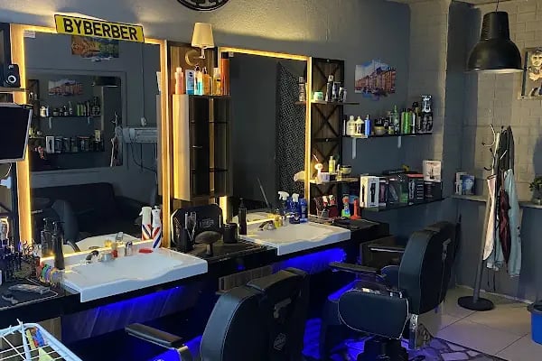 BY Barbershop - Resim 6