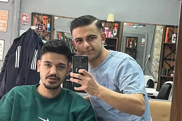 BY Barbershop - Resim 5