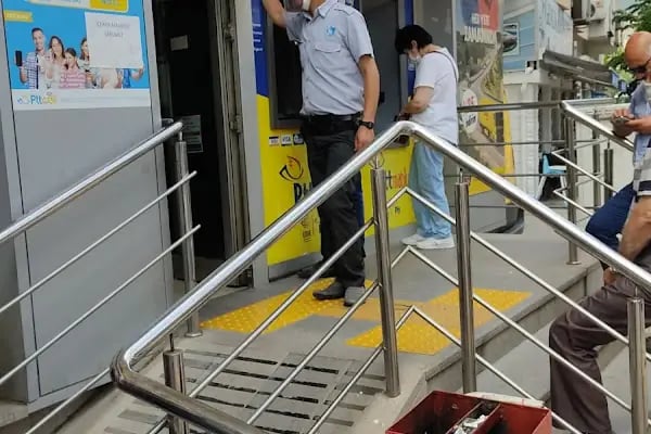 Ptt Gemlik Şubesi - Resim 6