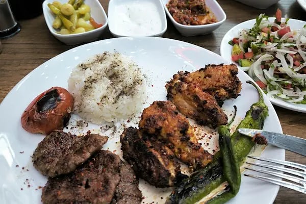 Kanatçı Belkıs Abla - Resim 1