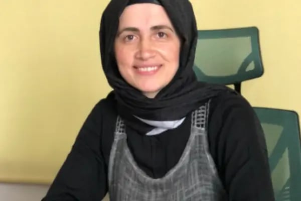 Dr. Vildan Özdoğan - Ozon Adana - Hacamat Adana - Glutatyon Adana - C Vitamini Adana - Resim 2