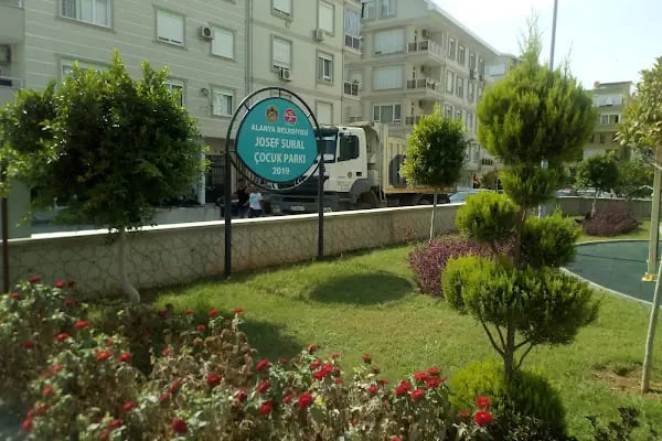 Josef Sural Çocuk parkı - Resim 5