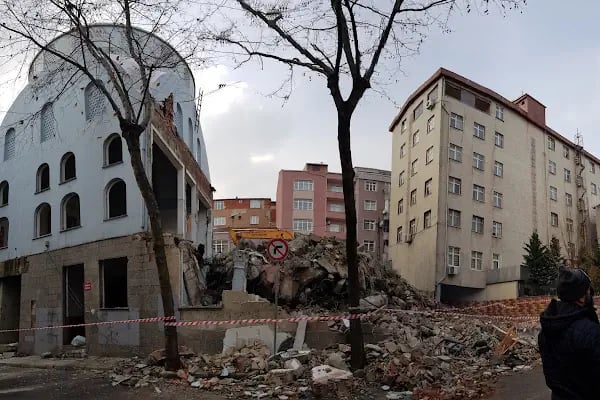 Fatih Mahallesi Merkez Camii - Resim 9