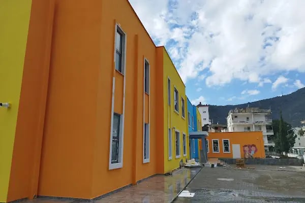 Yeni Finike Eczanesi - Resim 3