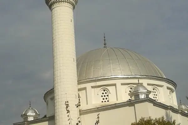 Beyaz Camii - Resim 1