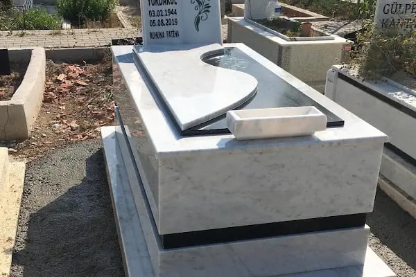Alp Mermer - İzmir Mezar Yapımı - Mezar Modelleri İzmir - Resim 3