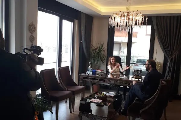 Doç. Dr. Mehtap Karameşe Estetik Cerrahi Kliniği - Resim 20