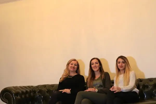 Doç. Dr. Mehtap Karameşe Estetik Cerrahi Kliniği - Resim 18