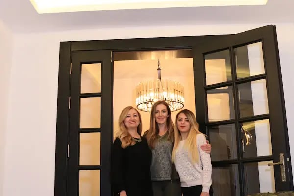 Doç. Dr. Mehtap Karameşe Estetik Cerrahi Kliniği - Resim 4