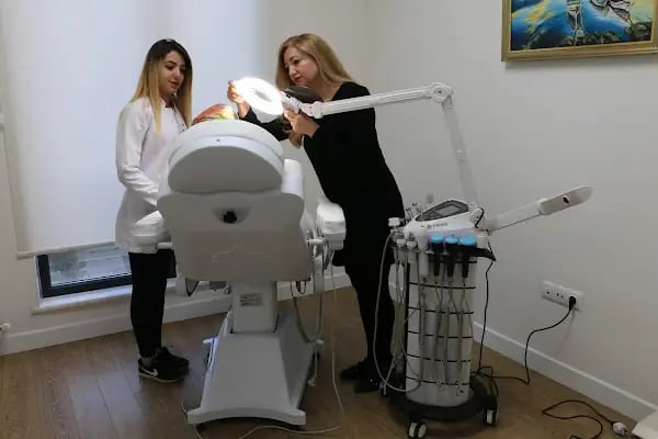 Doç. Dr. Mehtap Karameşe Estetik Cerrahi Kliniği - Resim 3
