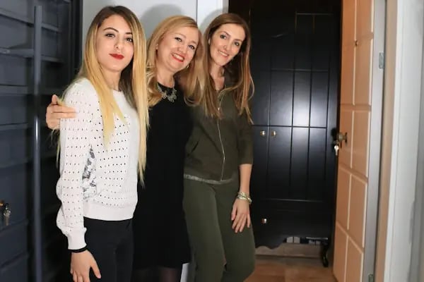 Doç. Dr. Mehtap Karameşe Estetik Cerrahi Kliniği - Resim 5