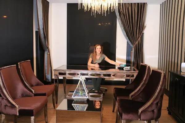 Doç. Dr. Mehtap Karameşe Estetik Cerrahi Kliniği - Resim 19