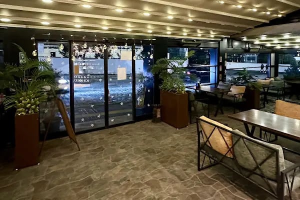 Caramel Cafe&amp;Patisserie - Resim 4