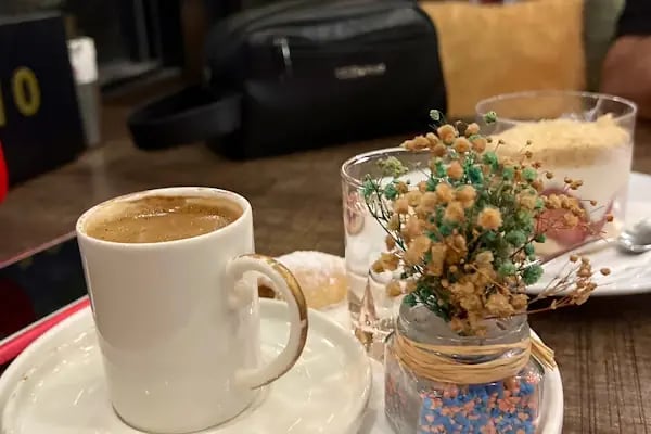 Caramel Cafe&amp;Patisserie - Resim 3