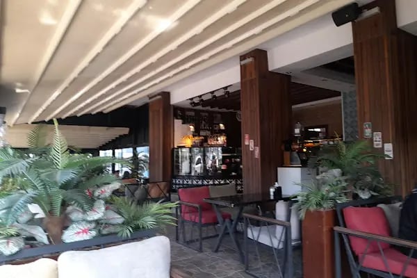 Caramel Cafe&amp;Patisserie - Resim 9