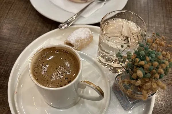 Caramel Cafe&amp;Patisserie - Resim 6