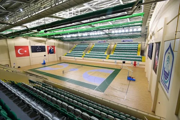 Yıldırım Belediyesi Naim Süleymanoğlu Spor Kompleksi - Resim 1