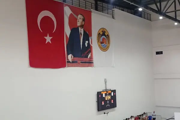 100. Yıl Recep Hacıfazlıoğlu Spor Salonu - Resim 4