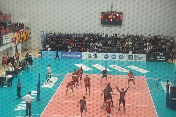 100. Yıl Recep Hacıfazlıoğlu Spor Salonu - Resim 14