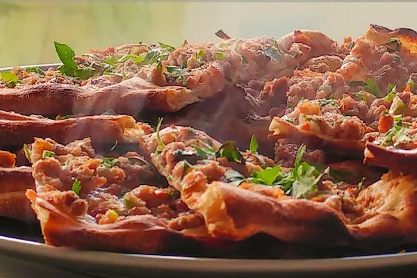 Karagöz Etliekmek - Resim 3