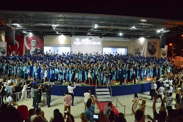 Dokuz Eylül Üniversitesi İktisadi Ve İdari Bilimler Fakültesi - Resim 2