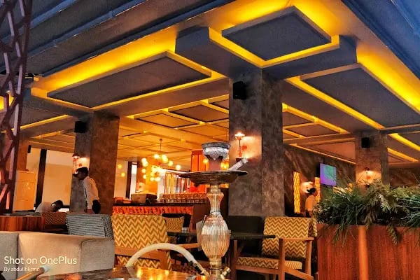 Brighton Pub & Kitchen - Resim 2