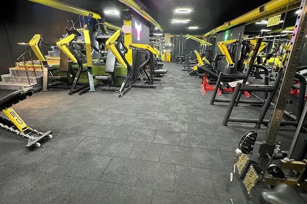 Ultima Fitness - Resim 11