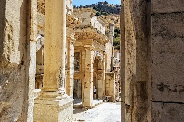 Efes Arkeolojik Alanı - Resim 18