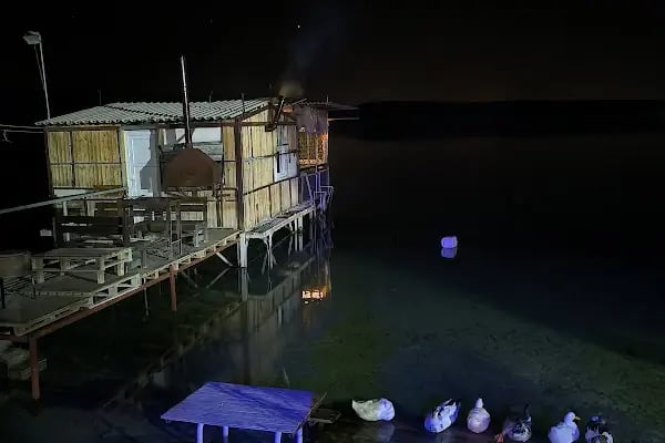 Fıstıkbükü su kenarı - Resim 9
