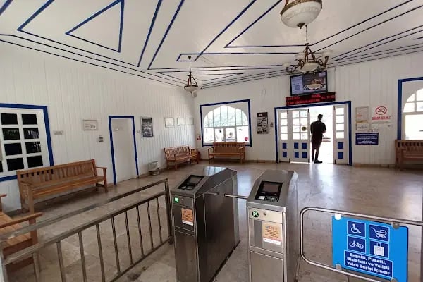 Şehir Hatları Anadoluhisarı İskelesi - Resim 3