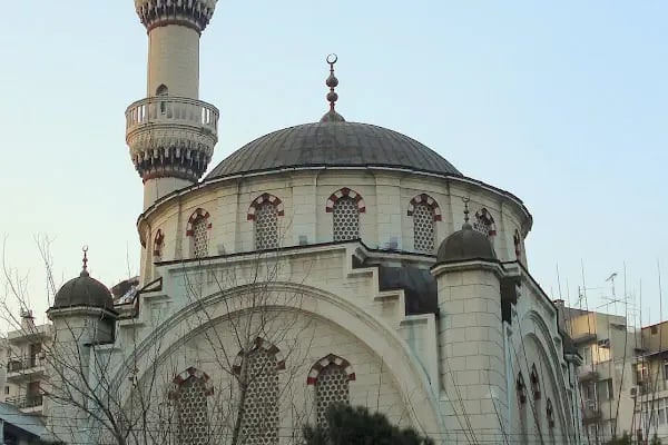 Hocazade Camii Tramvay Durağı - Resim 6