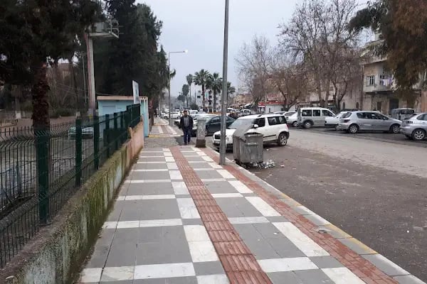 20 Nisan İmam Hatip Ortaokulu - Resim 4