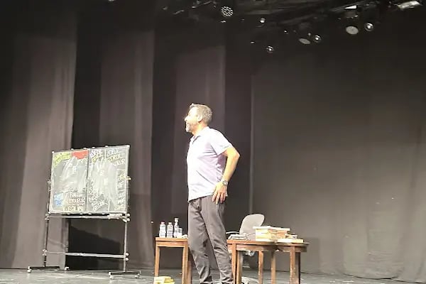 Ve Sahne - Kulis Sanat Tiyatrosu - Resim 18
