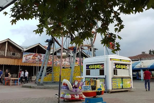 Kuzuluk lunapark - Resim 16