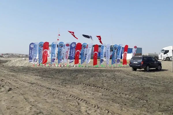 Bahçe Belediye Halk Plajı - Resim 8