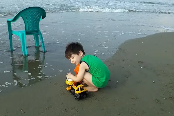 Bahçe Belediye Halk Plajı - Resim 16