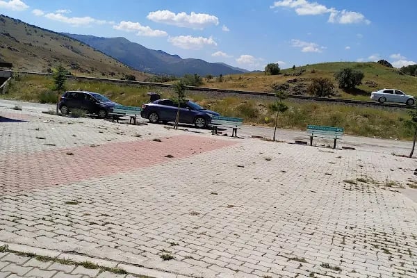 Zekeriya bey Piknik ve kamp Alanı 2 - Resim 14