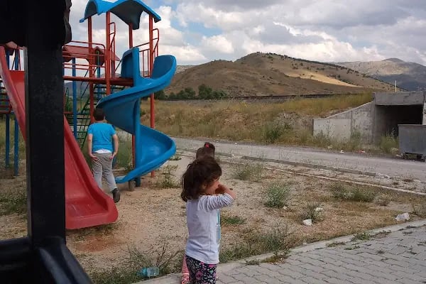 Zekeriya bey Piknik ve kamp Alanı 2 - Resim 17
