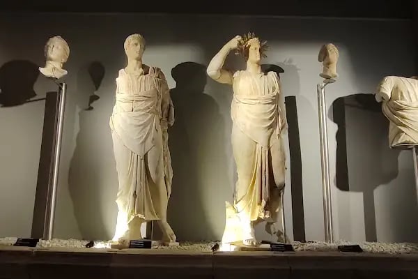 Yeni Manisa müzesi - Resim 1