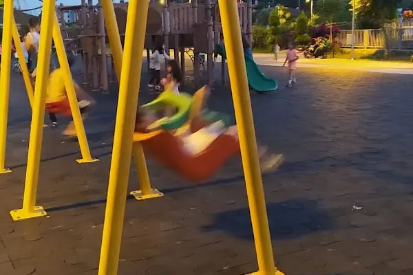 Çıplak lı yaşam alanı parkı - Resim 4