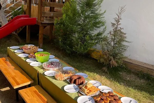 Nezihe kürkcü montessori anaokulu - Resim 15