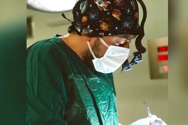 Op. Dr. Emre Yılmazer - Resim 3