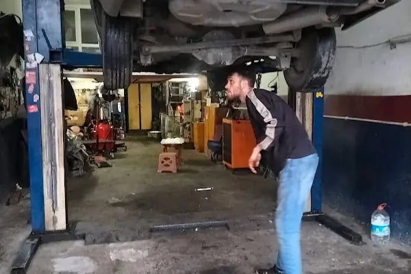 Bıyıklı oto servis - Resim 3
