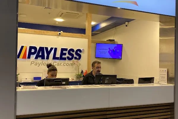 Payless Car Rental - Istanbul Airport - Resim 2