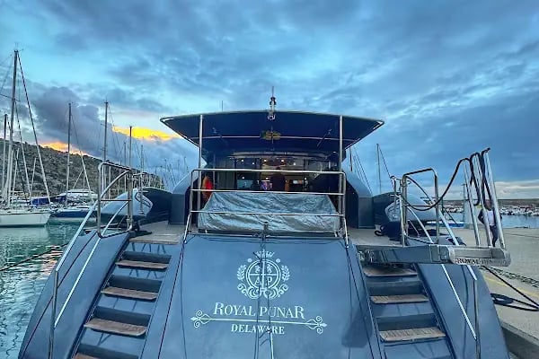 Royal Punar Yacht - Resim 1
