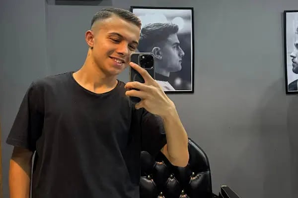 İLGAR BARBERSHOP - Resim 3