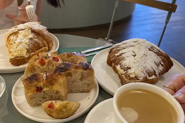 Rapunsel Cafe&amp;Patisserie - Resim 16