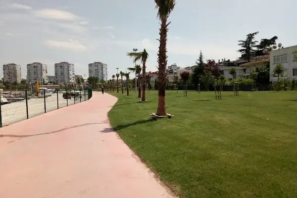 Bayramoğlu sahil parkı - Resim 18