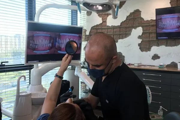 Dr. Şener KAYAPINAR Diş Kliniği - Resim 8