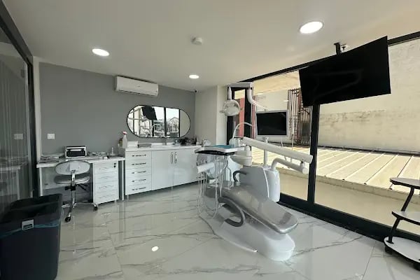 Defne Ağız ve Diş Sağlığı Polikliniği - Resim 3
